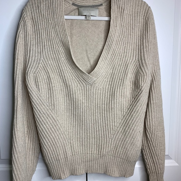 Brochu Walker Sweater - Picture 1 of 5